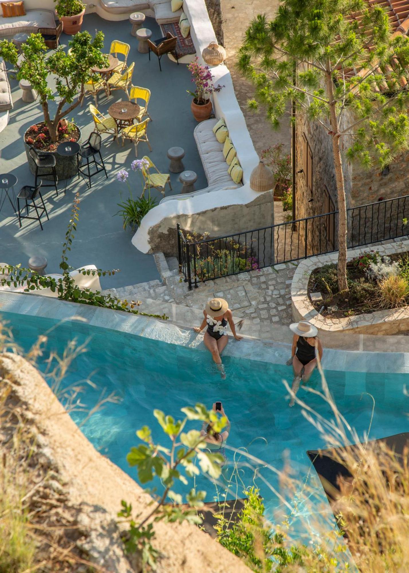 Hotel Zoe Hora Dhërmi Esterno foto